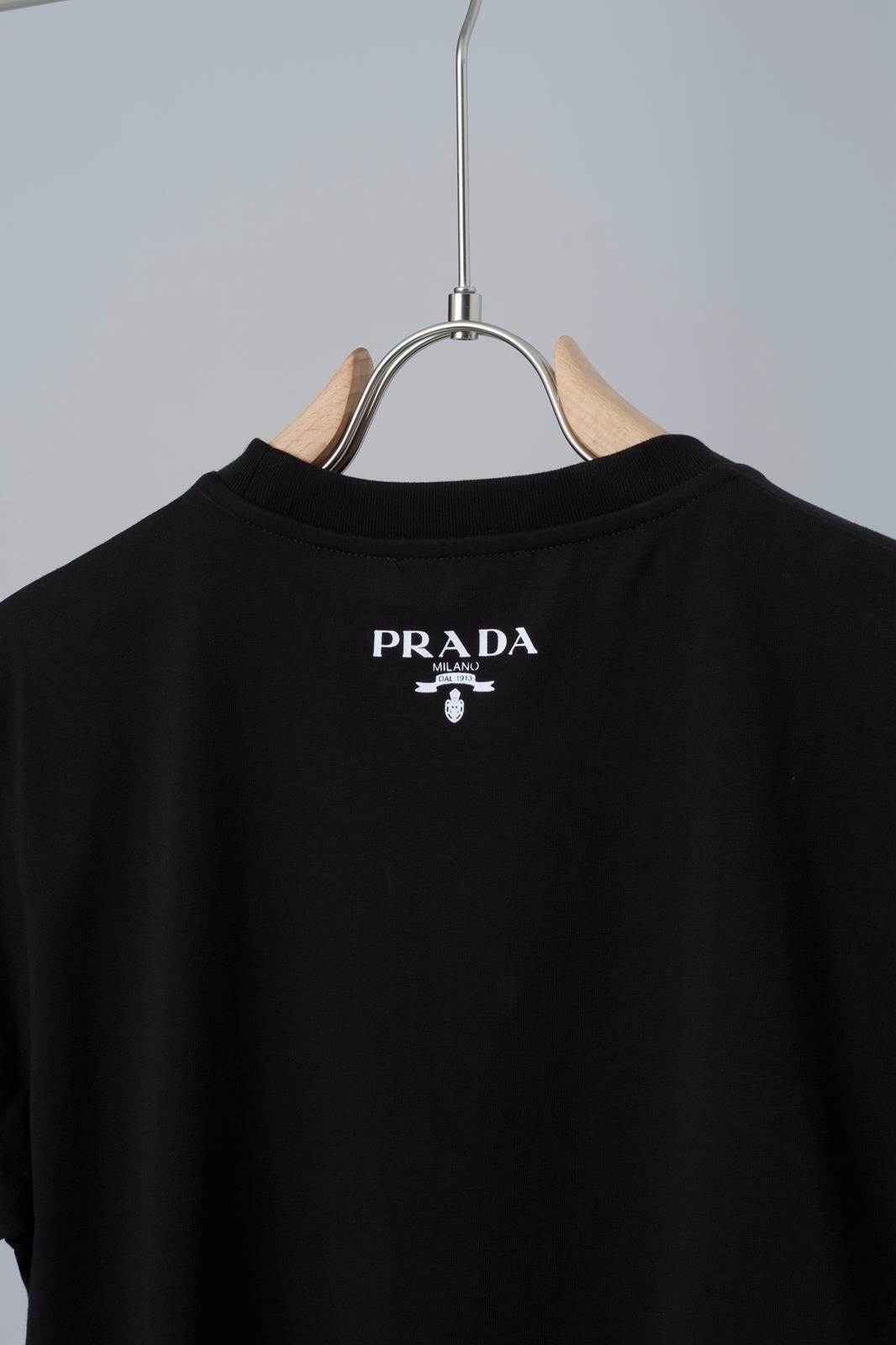 Octopus Logo Printed Black Tshirt For Men