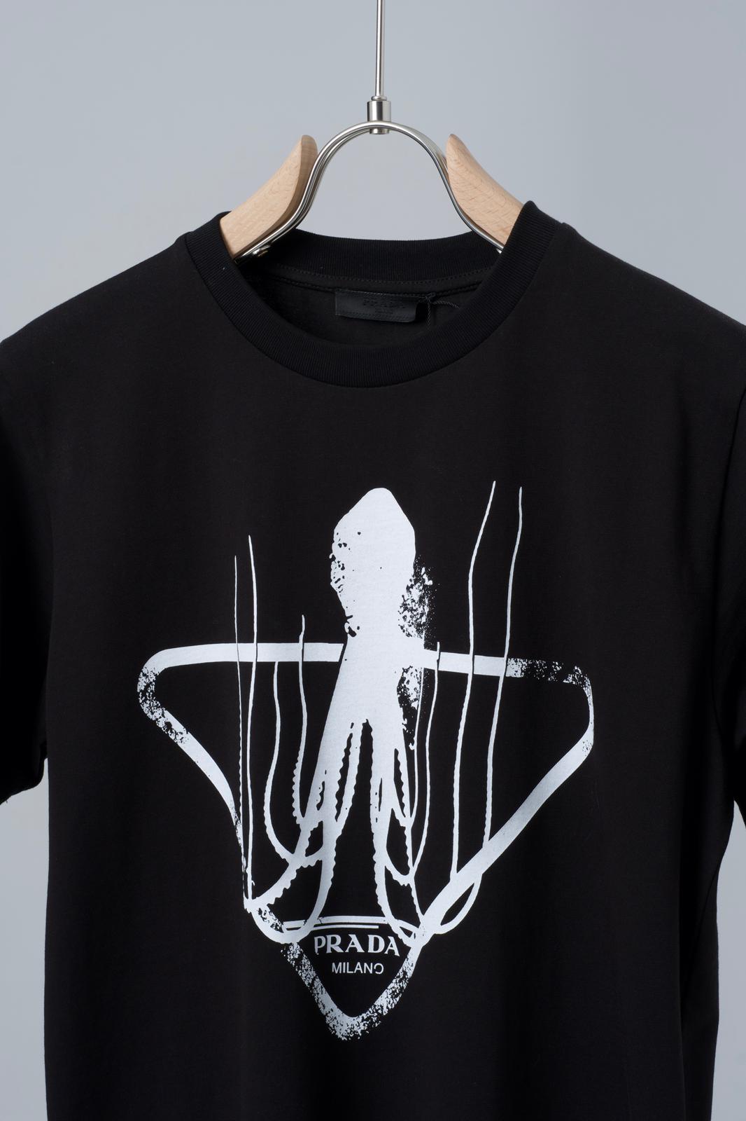 Octopus Logo Printed Black Tshirt For Men