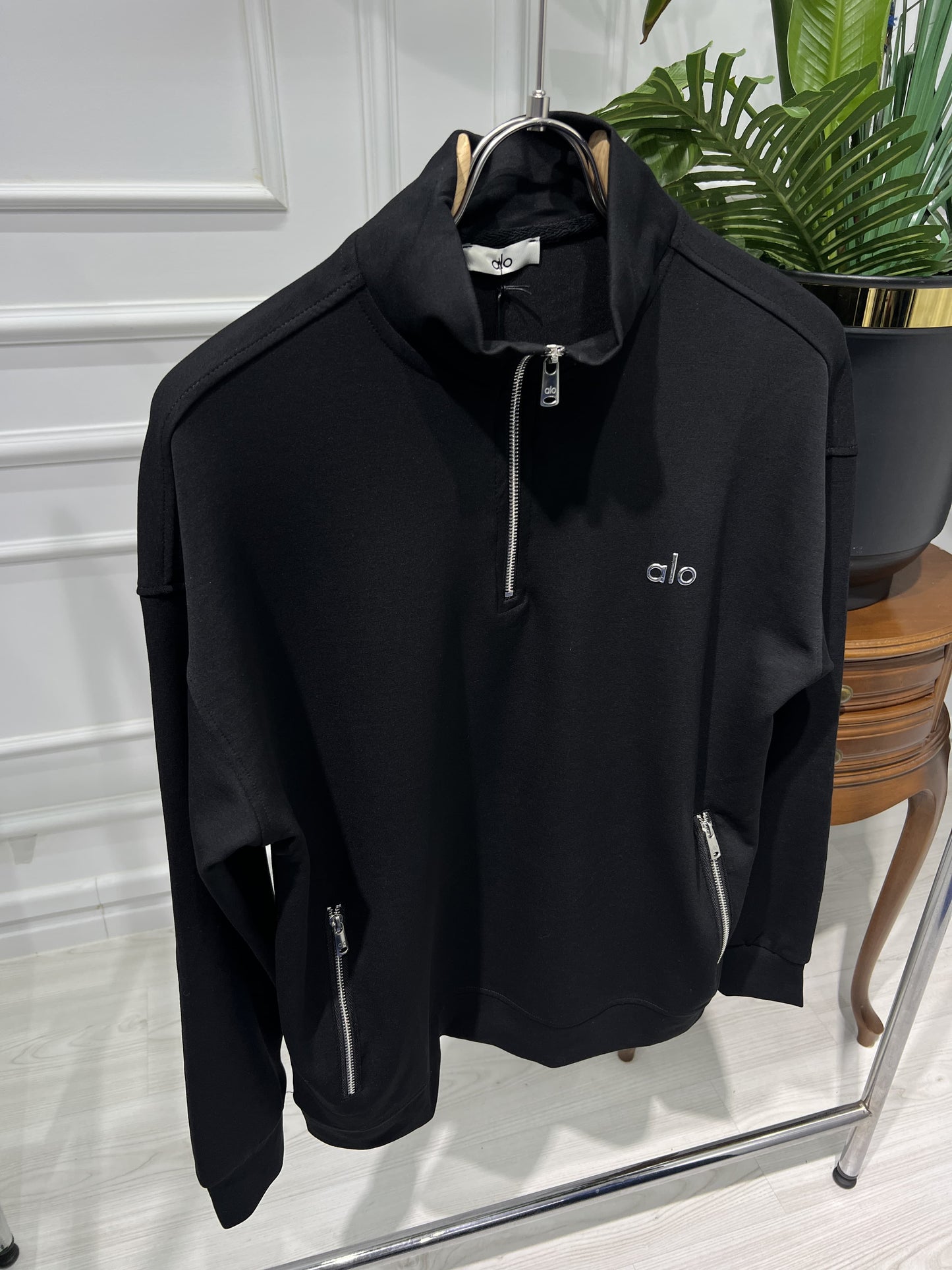 Alo half zipper black relaxed-fit sweatshirt for men
