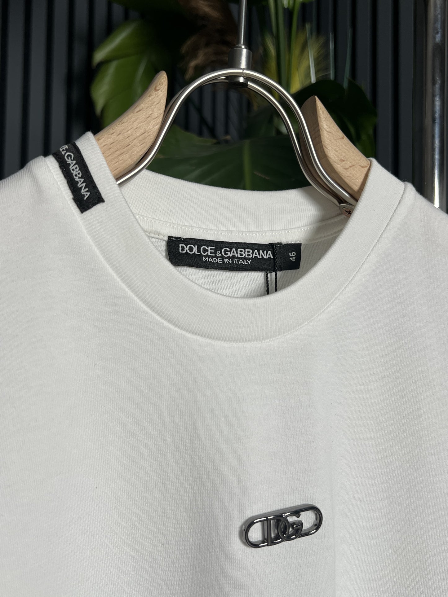 DG Metal Logo White Tshirt For Men
