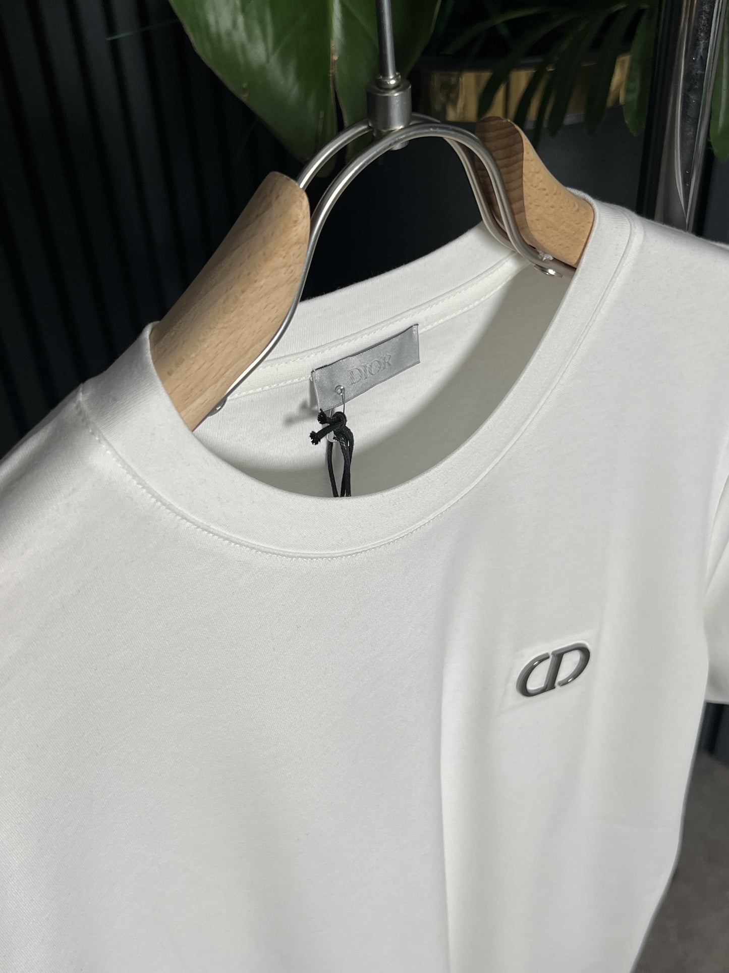 Christian Dior CD Metal Logo White Tshirt For Men