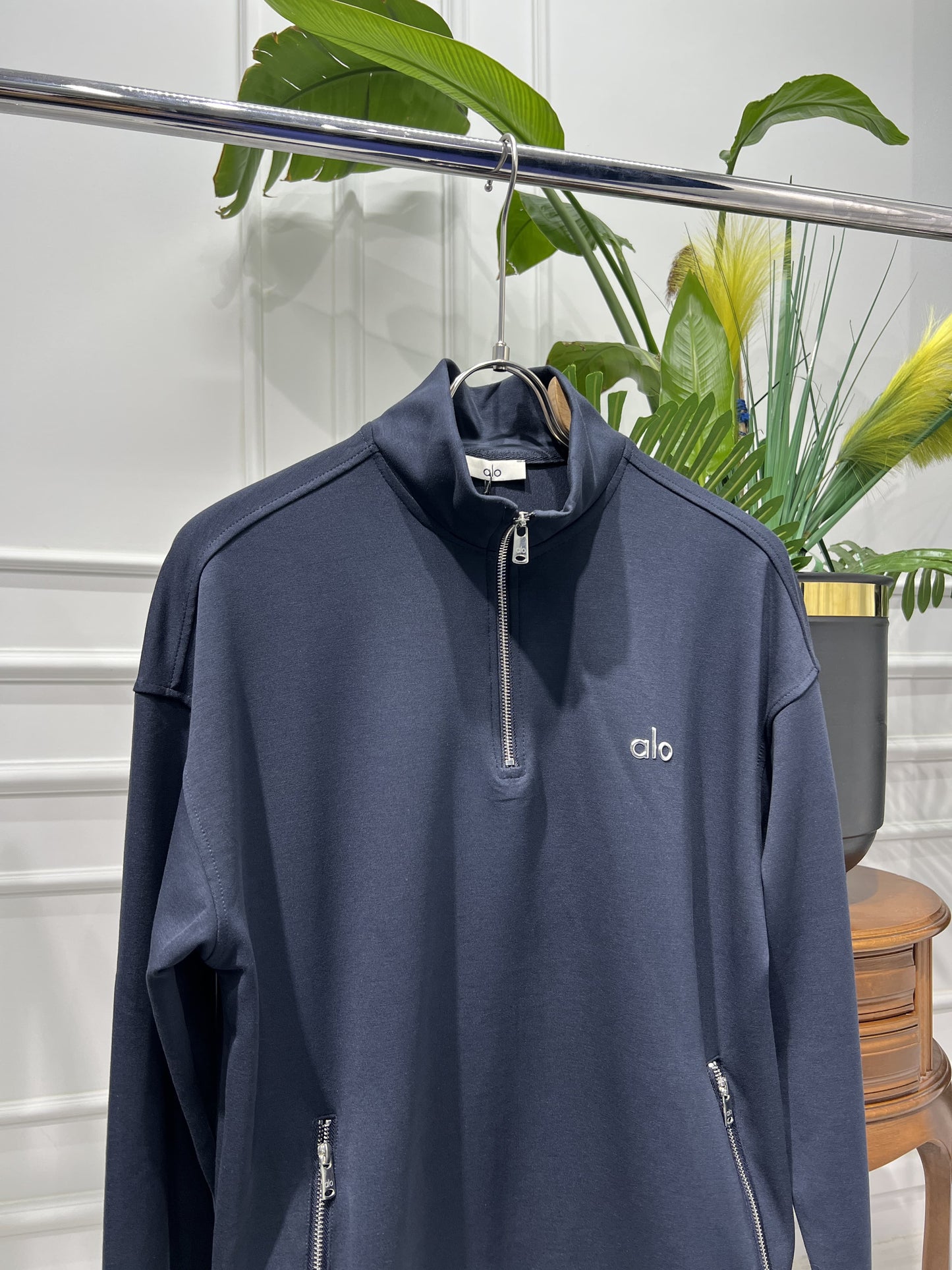 Alo half zipper dark blue relaxed-fit sweatshirt for men