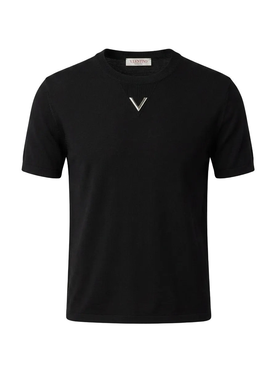 V Metal Logo Black Knitted Tshirt For Men