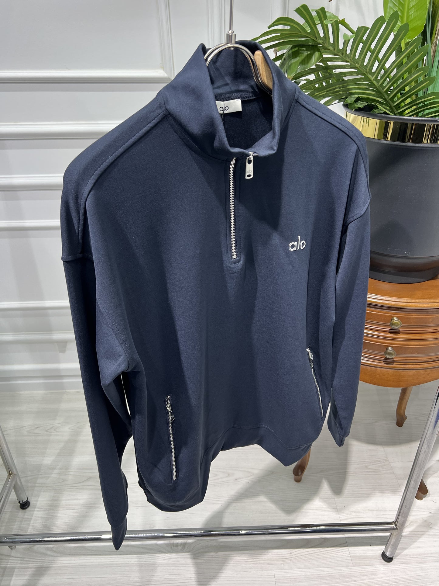 Alo half zipper dark blue relaxed-fit sweatshirt for men