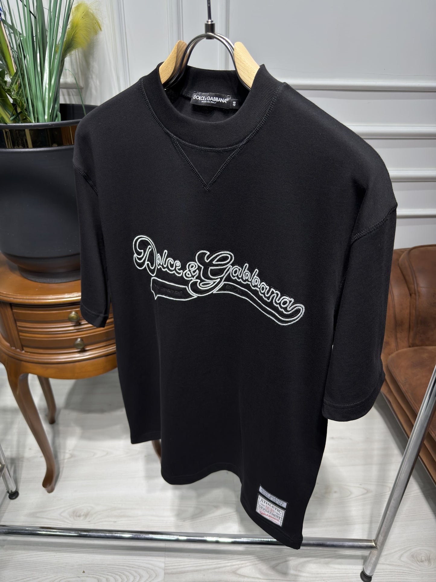 DG Black Relaxed fit Tshirt With Embroidery For Men