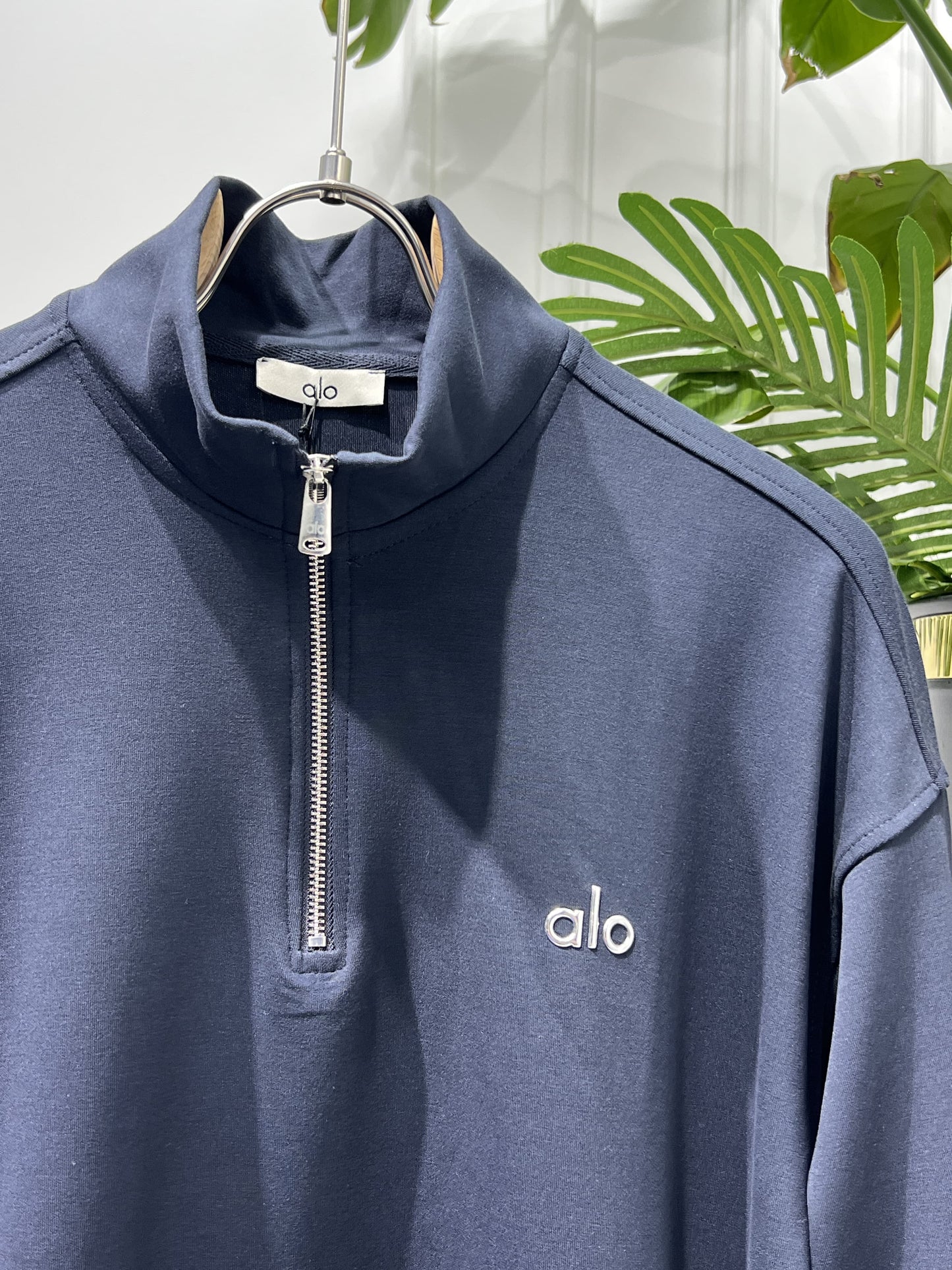 Alo half zipper dark blue relaxed-fit sweatshirt for men