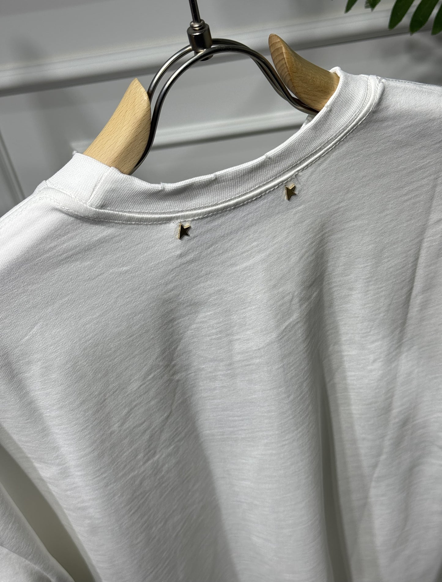 GGDB Gold Metal Logo White Tshirt For Men