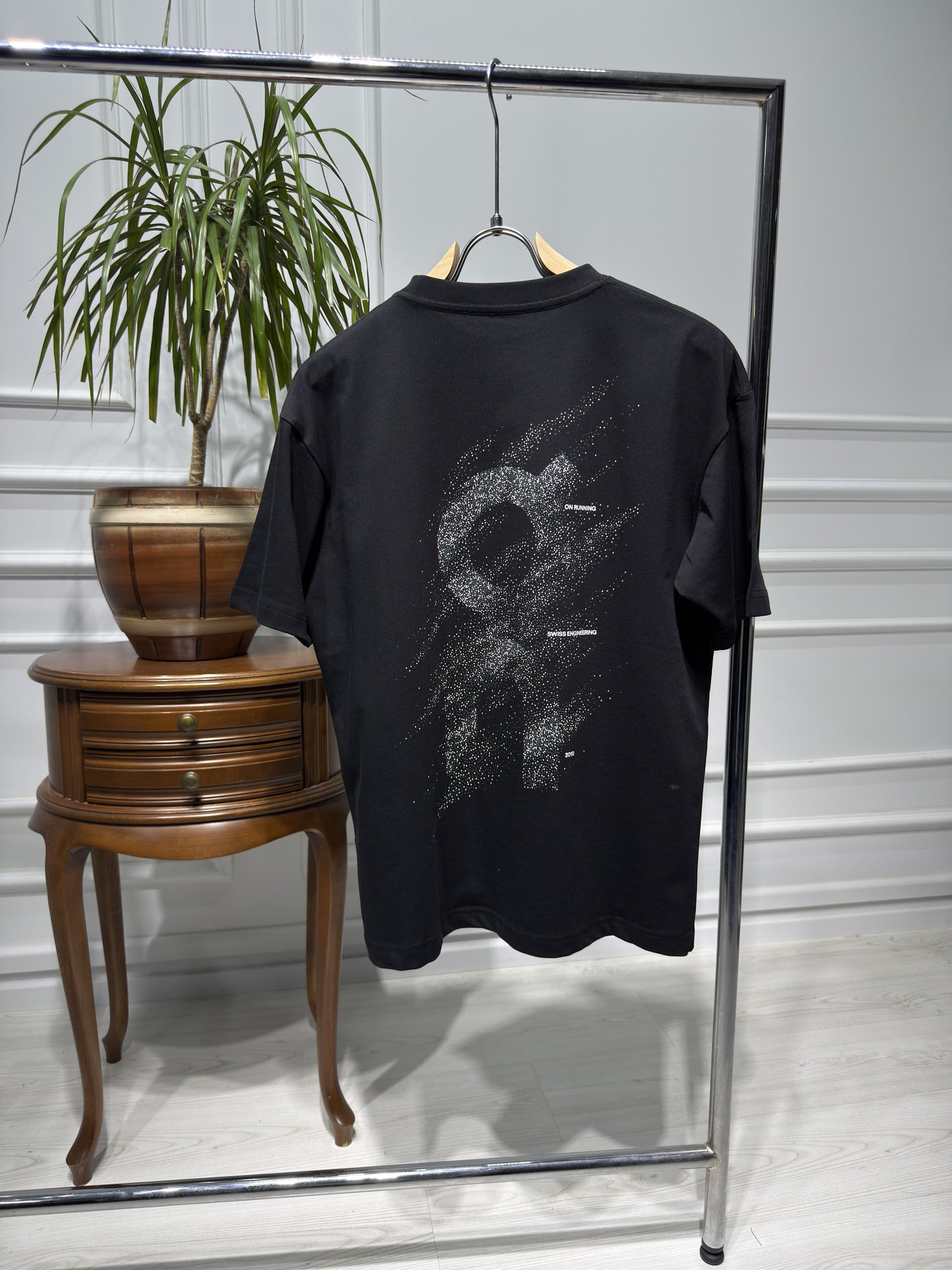 On Black Relaxed-fit Tshirt For Men