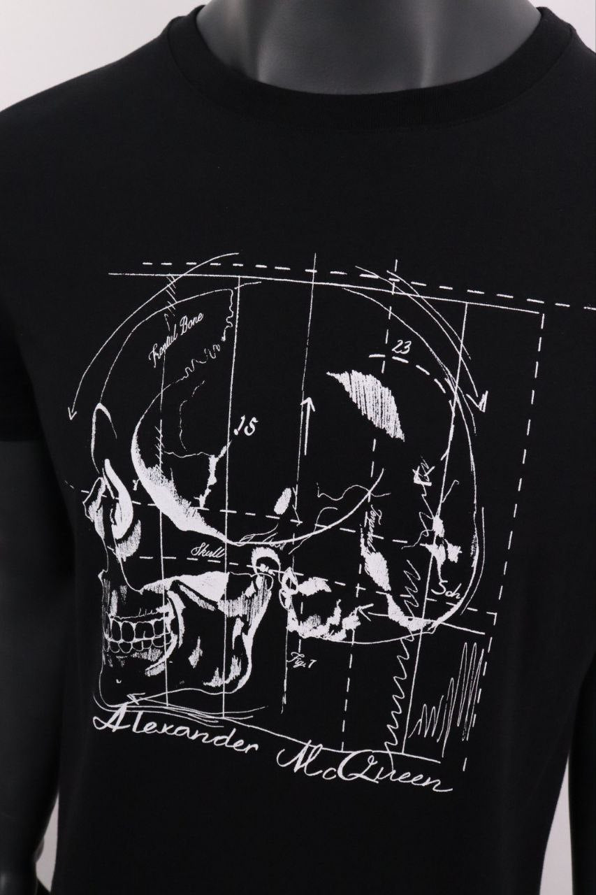 Skull Logo Printed Black Slim-Fit Tshirt For Men