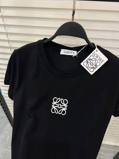 Anagram Embroidered Logo Black Tshirt For Women