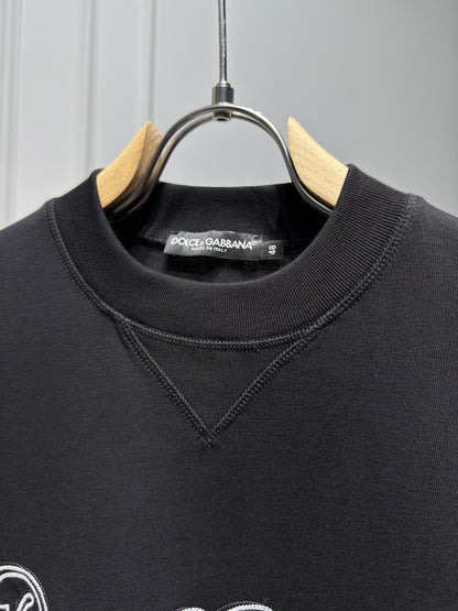 DG Black Relaxed fit Tshirt With Embroidery For Men