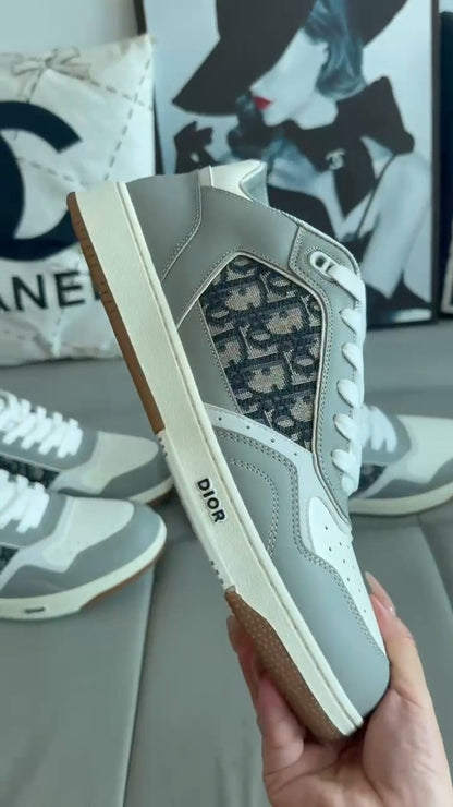 B27 Uptown Low-Top Sneaker