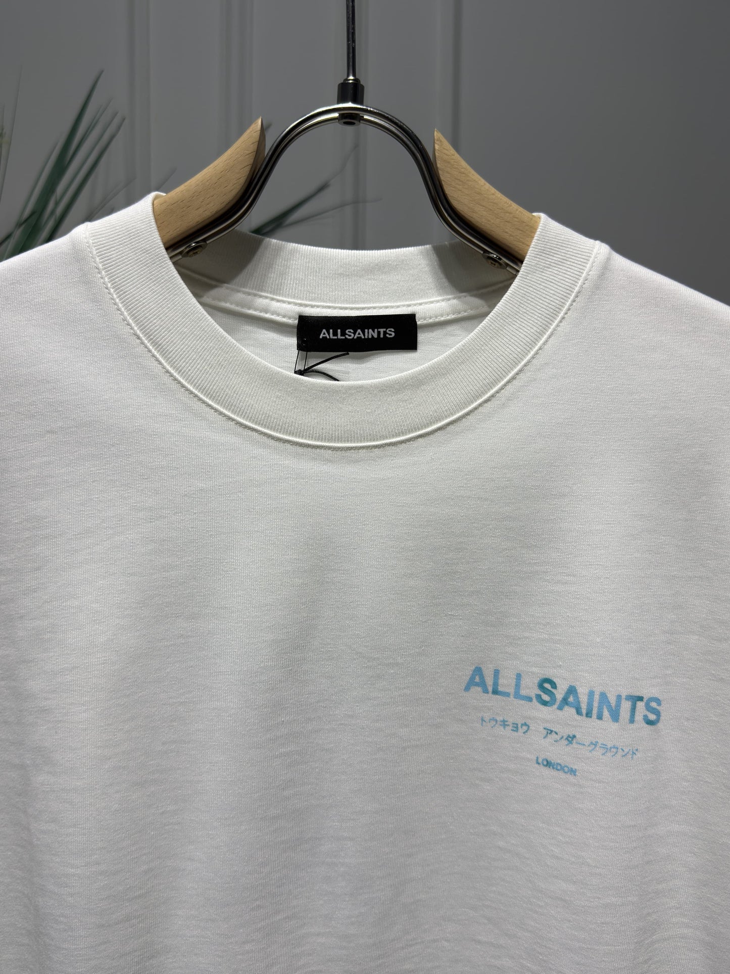 Allsaints Underground Blue Printed White Relaxed-fit Tshirt For Men