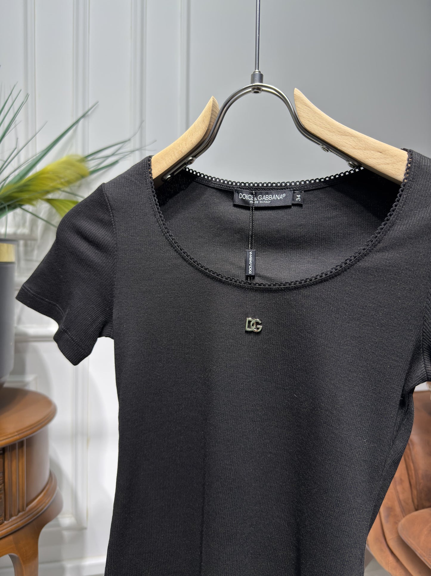 DG Metal Logo Black Tshirt For Women