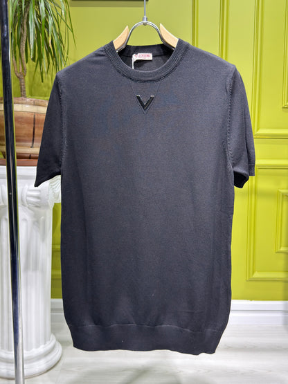 V Metal Logo Black Knitted Tshirt For Men