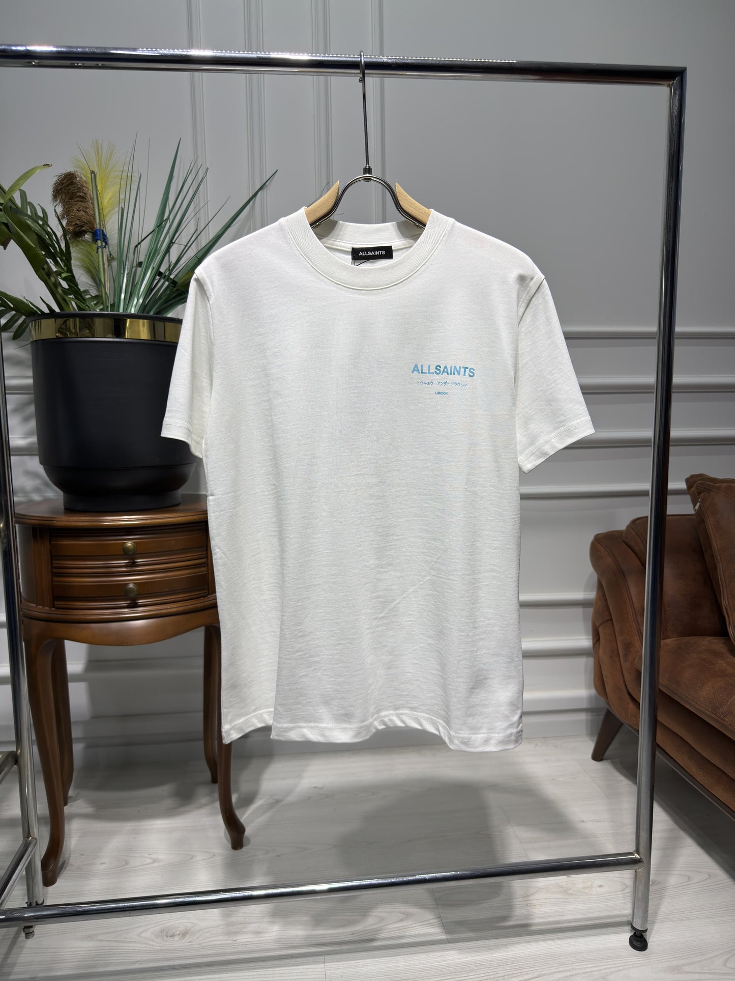 Allsaints Underground Blue Printed White Relaxed-fit Tshirt For Men