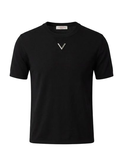 V Metal Logo Black Knitted Tshirt For Men