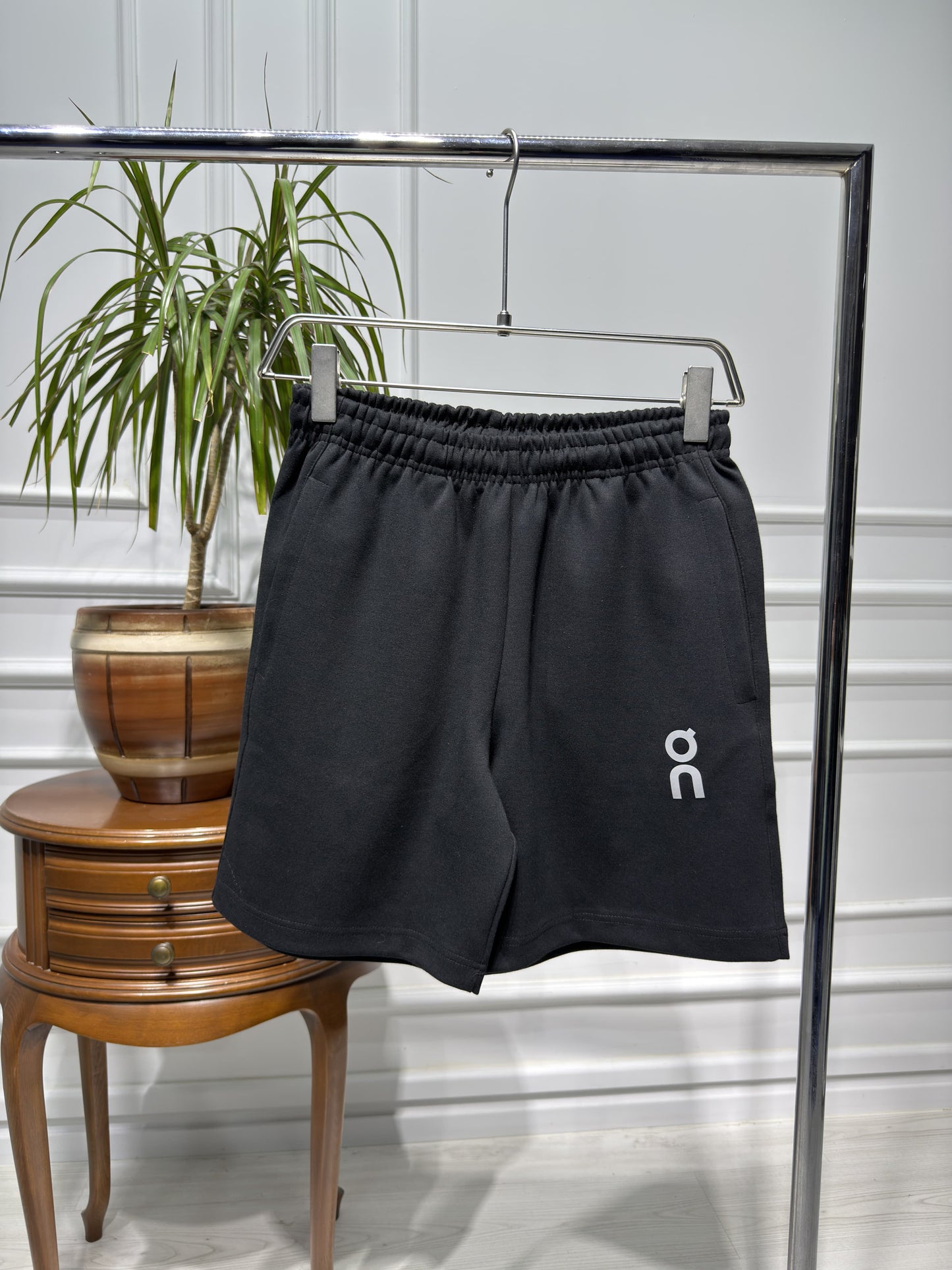 On Reflective Logo Two-Pieces Set For Men