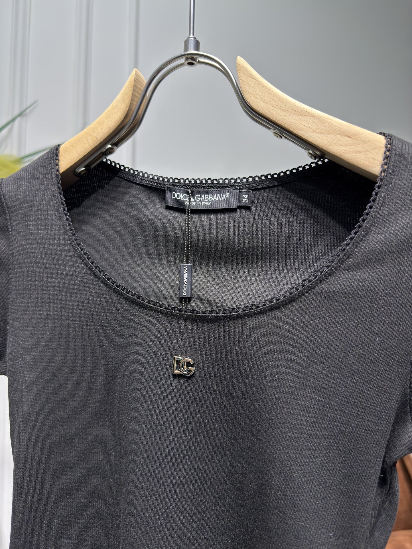 DG Metal Logo Black Tshirt For Women