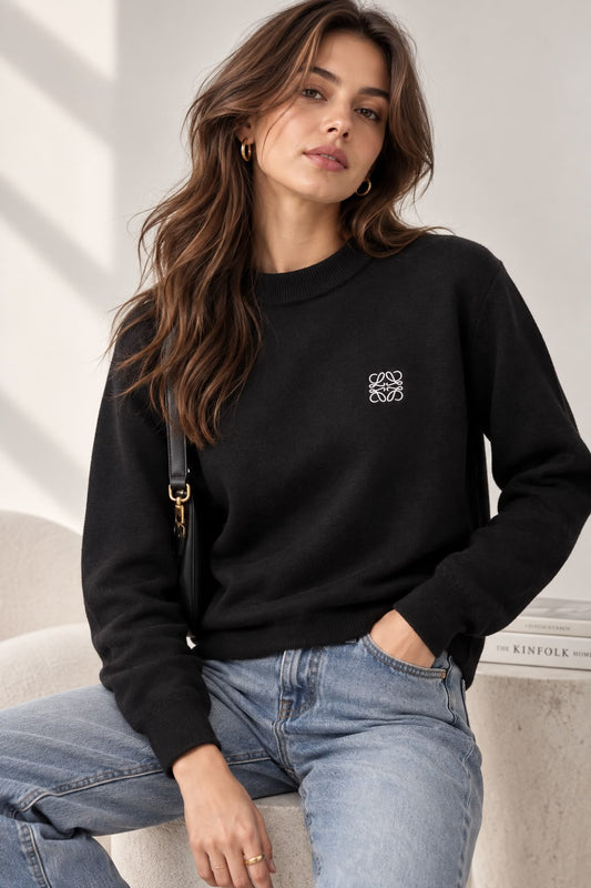 Embroidered logo black pullover for women