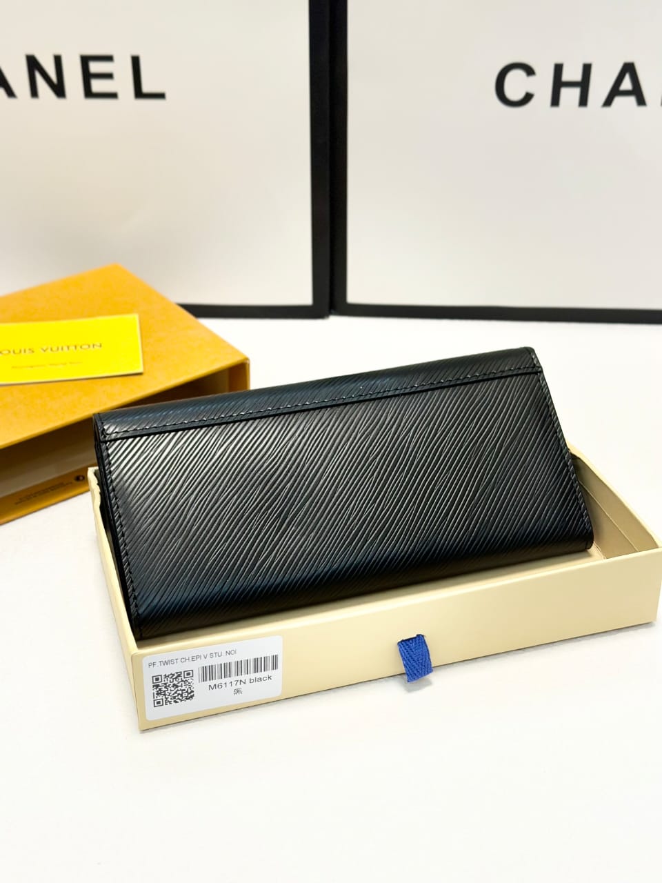 LV Black Wallet