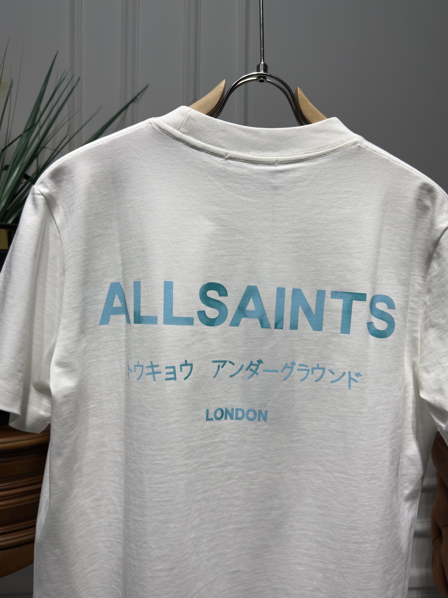 Allsaints Underground Blue Printed White Relaxed-fit Tshirt For Men