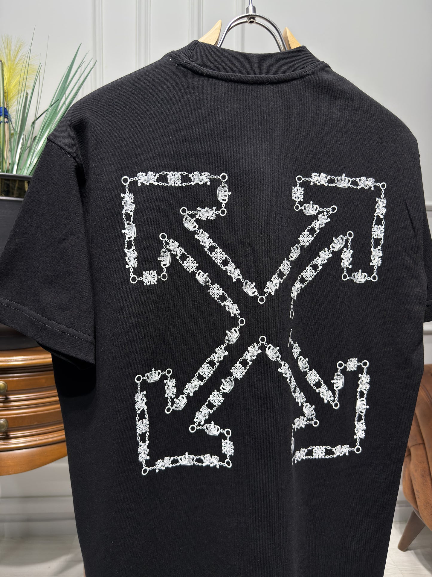 Chain Arrow Black Tshirt For Men