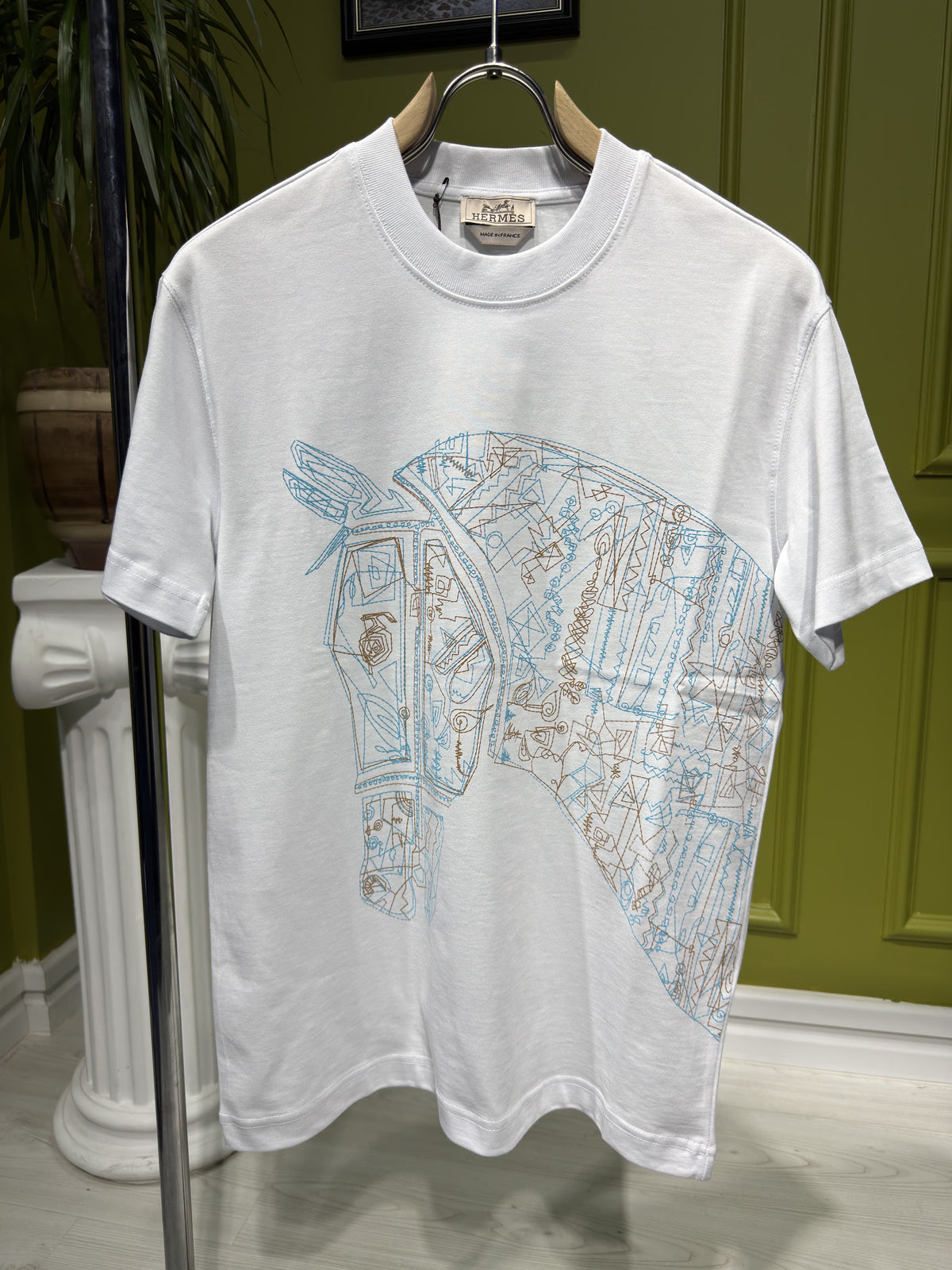 Quadrige Embroidered logo White Tshirt For Men
